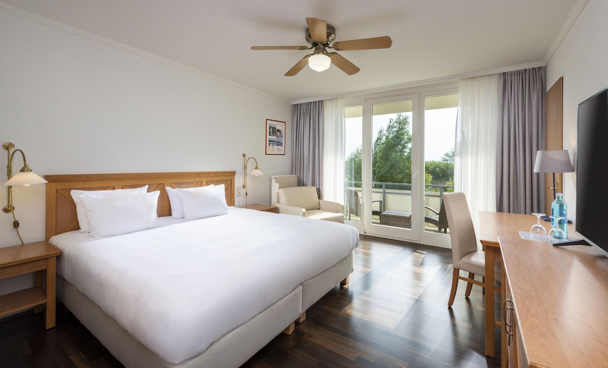 Precise Resort Ruegen - Hotel & Splash Erlebniswelt Sagard Esterno foto