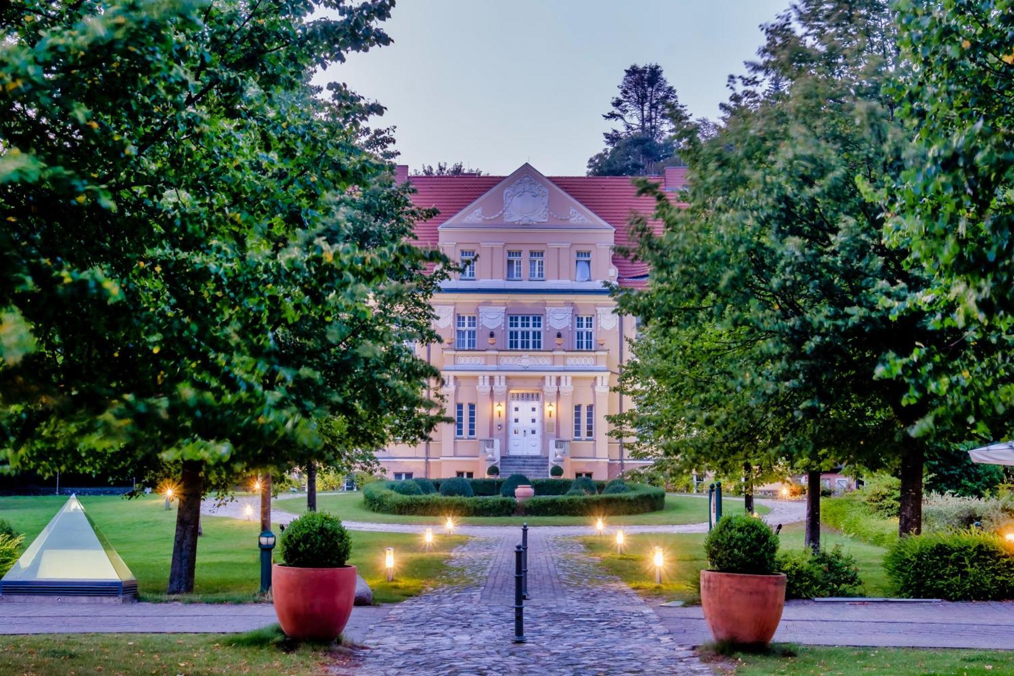 Precise Resort Ruegen - Hotel & Splash Erlebniswelt Sagard Esterno foto